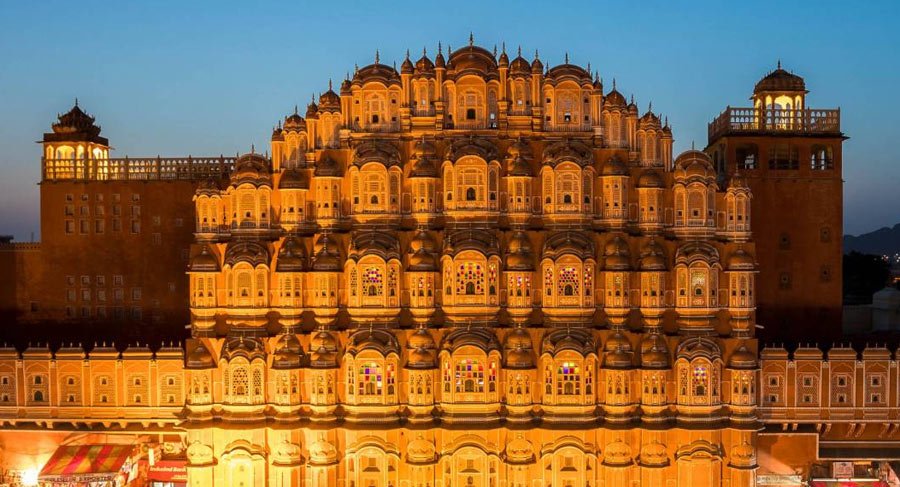 hawa-mahal-night